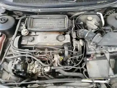 Sloopvoertuig ford mondeo berlina (gd) ambiente van het jaar 2000 aangedreven rfn