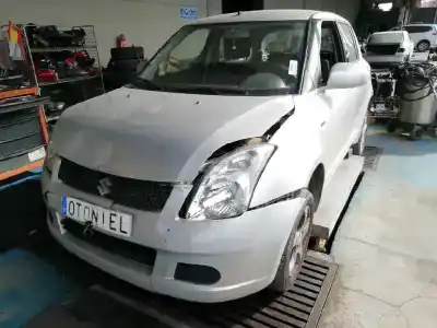 Здавання транспортного засобу SUZUKI SWIFT BERLINA (MZ) GL року 2006 потужний Z13DT