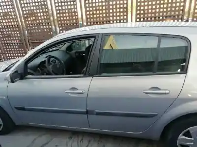 Здавання транспортного засобу renault megane ii sedán (lm0/1_) 1.6 року 2004 потужний k4m t7
