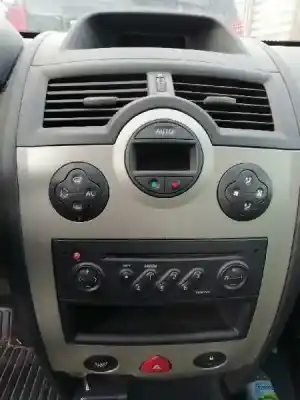 Здавання транспортного засобу renault megane ii sedán (lm0/1_) 1.6 року 2004 потужний k4m t7