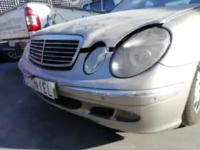 Veículo de Sucata mercedes-benz clase e (w211) berlina e 320 cdi (211.026) do ano 2005 alimentado d 648961
