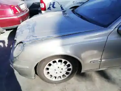 Veículo de Sucata mercedes-benz clase e (w211) berlina e 320 cdi (211.026) do ano 2005 alimentado d 648961