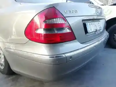 Veículo de Sucata mercedes-benz clase e (w211) berlina e 320 cdi (211.026) do ano 2005 alimentado d 648961