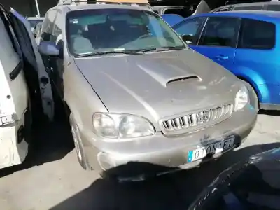 Veículo de Sucata kia carnival td ls do ano 2001 alimentado j3