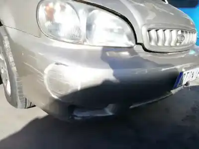 Veículo de Sucata kia carnival td ls do ano 2001 alimentado j3