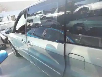 Veículo de Sucata kia carnival td ls do ano 2001 alimentado j3