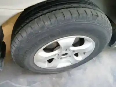 Veículo de Sucata kia carnival td ls do ano 2001 alimentado j3