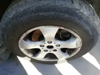 Veículo de Sucata kia carnival td ls do ano 2001 alimentado j3