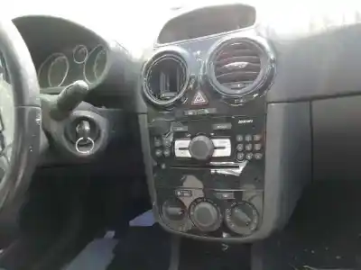 Veículo de Sucata opel corsa d selective do ano 2011 alimentado a12xer