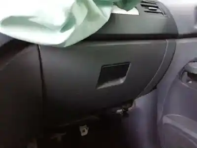 Scrapping Vehicle ford focus c-max (cap) ambiente (d) of the year 2006 powered hhda
