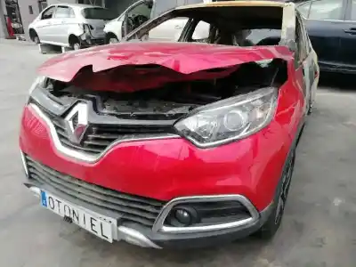 Véhicule à la ferraille renault captur zen de l'année 2016 alimenté k9k f6