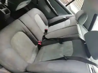 Здавання транспортного засобу skoda fabia (6y2/6y3) 1.4 16v року 2001 потужний aub