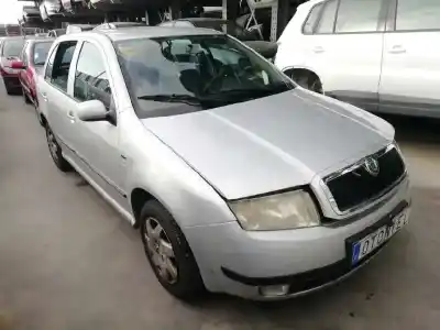 Здавання транспортного засобу skoda fabia (6y2/6y3) 1.4 16v року 2001 потужний aub