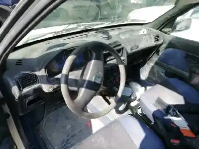 Vehicul casat peugeot 106 (s2) kid al anului 1998 alimentat hdz