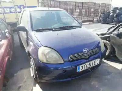 Veicolo di demolizione TOYOTA YARIS (NCP1/NLP1/SCP1) 1.0 CAT dell'anno 1999 alimentato 1SZ-FE