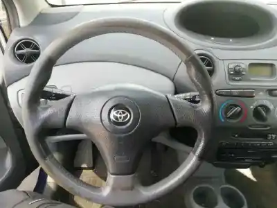 Veicolo di demolizione toyota yaris (ncp1/nlp1/scp1) 1.0 cat dell'anno 1999 alimentato 1sz-fe