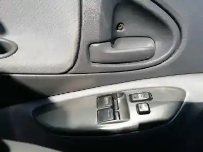 Veicolo di demolizione toyota yaris (ncp1/nlp1/scp1) 1.0 cat dell'anno 1999 alimentato 1sz-fe