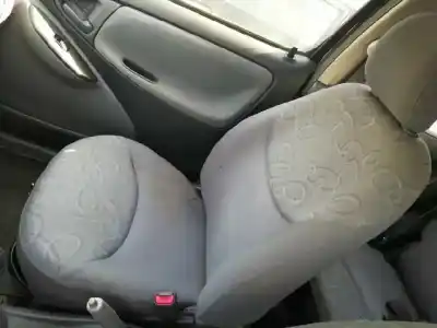 Veicolo di demolizione toyota yaris (ncp1/nlp1/scp1) 1.0 cat dell'anno 1999 alimentato 1sz-fe