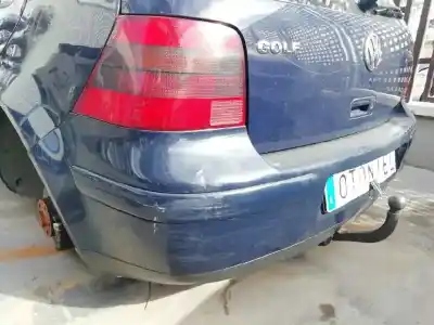 Vehicul casat volkswagen golf iv berlina (1j1) 1.9 tdi al anului 1998 alimentat alh