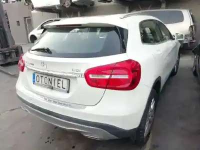 Vehicul casat mercedes-benz clase gla (w156) 2.1 cdi cat al anului 2014 alimentat 651930