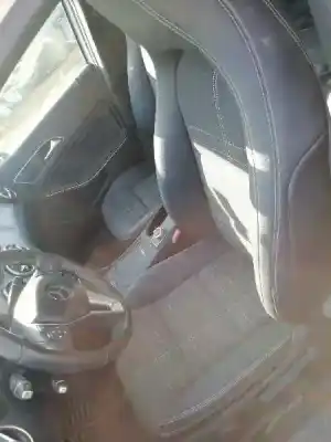 Vehicul casat mercedes-benz clase gla (w156) 2.1 cdi cat al anului 2014 alimentat 651930