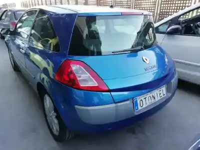 Veicolo di demolizione renault megane ii berlina 3p 1.9 dci diesel 120 cv / 88 kw dell'anno 2004 alimentato f9q b8