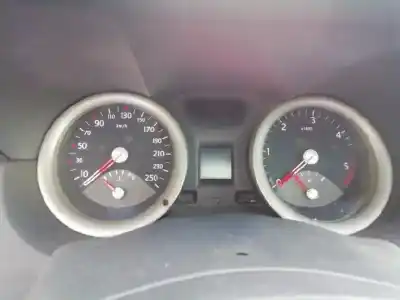 Veicolo di demolizione renault megane ii berlina 3p 1.9 dci diesel 120 cv / 88 kw dell'anno 2004 alimentato f9q b8