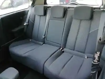 Veicolo di demolizione renault megane ii berlina 3p 1.9 dci diesel 120 cv / 88 kw dell'anno 2004 alimentato f9q b8