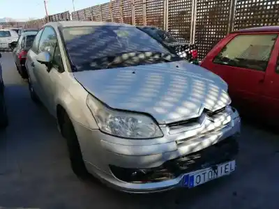 Véhicule à la ferraille CITROEN C4 COUPE Collection de l'année 2008 alimenté 9HX