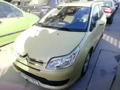 Veicolo di demolizione citroen c4 coupe vtr dell'anno 2005 alimentato 9hx