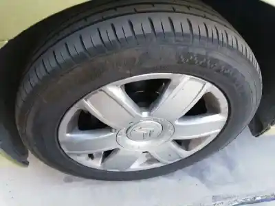 Veicolo di demolizione citroen c4 coupe vtr dell'anno 2005 alimentato 9hx