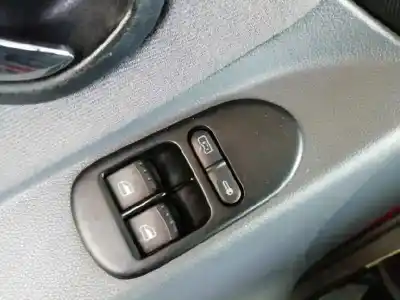Scrapping Vehicle seat leon (1m1) 1.6 16 v of the year 2001 powered aus