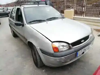 Veículo de Sucata ford fiesta berlina (dx) 1.8 tddi turbodiesel cat do ano 2001 alimentado rtn
