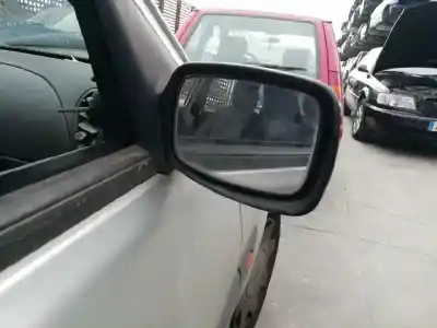 Veículo de Sucata ford fiesta berlina (dx) 1.8 tddi turbodiesel cat do ano 2001 alimentado rtn