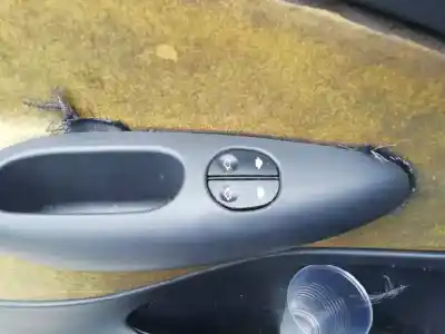 Veículo de Sucata ford fiesta berlina (dx) 1.8 tddi turbodiesel cat do ano 2001 alimentado rtn