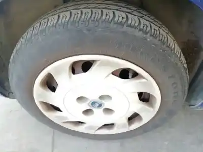 Veículo de Sucata fiat punto berlina (188) 1.2 8v dynamic do ano 2002 alimentado 188a4000