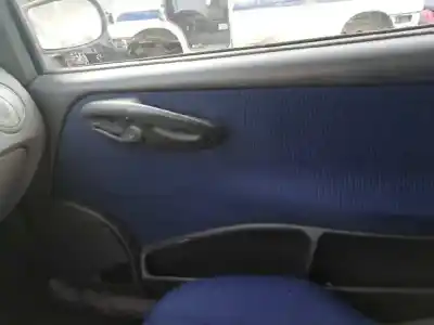 Veículo de Sucata fiat punto berlina (188) 1.2 8v dynamic do ano 2002 alimentado 188a4000