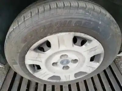 Veicolo di demolizione fiat punto berlina (188) 1.3 jtd classic dell'anno 2005 alimentato 188a9.000