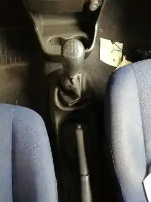 Veicolo di demolizione fiat punto berlina (188) 1.3 jtd classic dell'anno 2005 alimentato 188a9.000