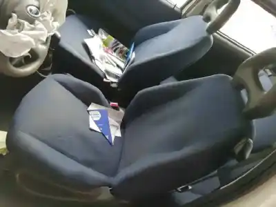 Veicolo di demolizione fiat punto berlina (188) 1.3 jtd classic dell'anno 2005 alimentato 188a9.000