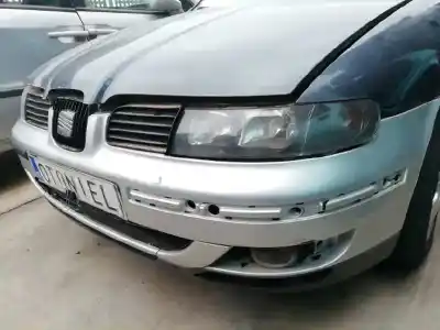 Здавання транспортного засобу seat toledo ii (1m2) 1.6 16v року 2001 потужний aus