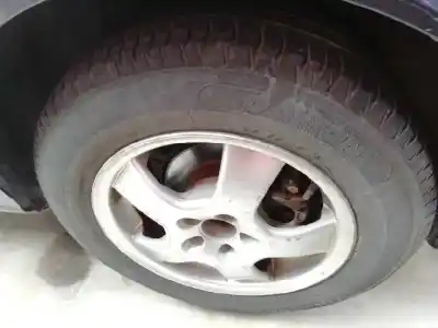 Здавання транспортного засобу seat toledo ii (1m2) 1.6 16v року 2001 потужний aus