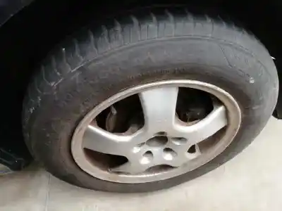 Здавання транспортного засобу seat toledo ii (1m2) 1.6 16v року 2001 потужний aus