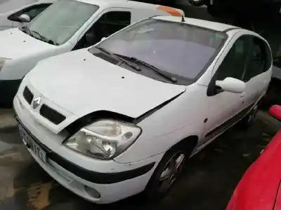 Verschrottungsfahrzeug RENAULT                                            SCENIC (JA..)                                                                                                                                                                                                                                              1.4 16V Authentique                                                                                                                                                                                                                                        des Jahres 2002 angetrieben K4J C7