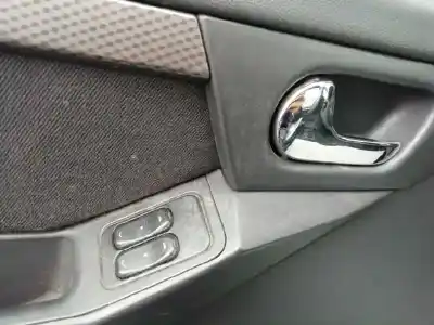 Veicolo di demolizione opel                                               meriva                                                                                                                                                                                                                                                     cosmo                                                                                                                                                                                                                                                      dell'anno 2007 alimentato z14xep