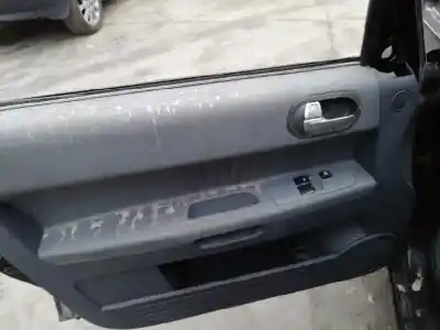 Verschrottungsfahrzeug mitsubishi colt berlina 5 (z30a) 1.1 cat des jahres 2005 angetrieben g134910