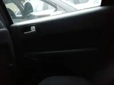 Verschrottungsfahrzeug mitsubishi colt berlina 5 (z30a) 1.1 cat des jahres 2005 angetrieben g134910