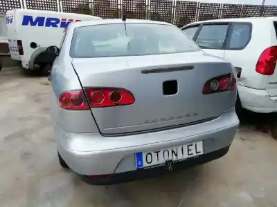 Véhicule à la ferraille SEAT CORDOBA BERLINA (6L2) Stylance de l'année 2006 alimenté BKY