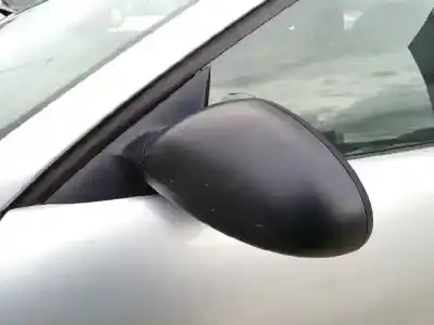 Véhicule à la ferraille seat cordoba berlina (6l2) stylance de l'année 2006 alimenté bky