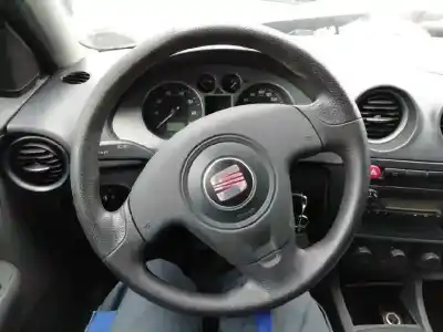 Véhicule à la ferraille seat cordoba berlina (6l2) stylance de l'année 2006 alimenté bky